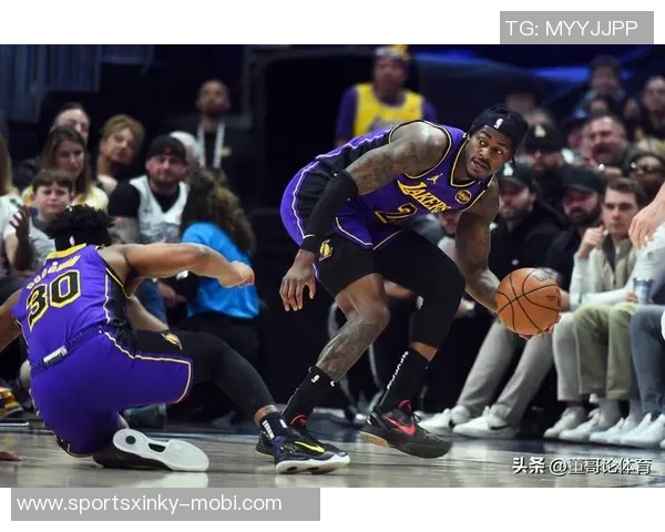 湖人双星范德彪与斯玛特联手难掩阵容缺陷强队对决暴露攻防短板